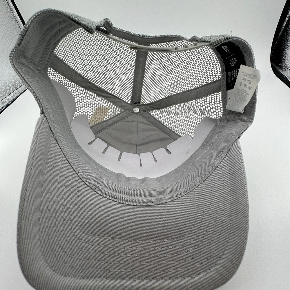 Nike Rise Structured Trucker Hat Youth Kids One Size Snapback Light Grey Cap NEW